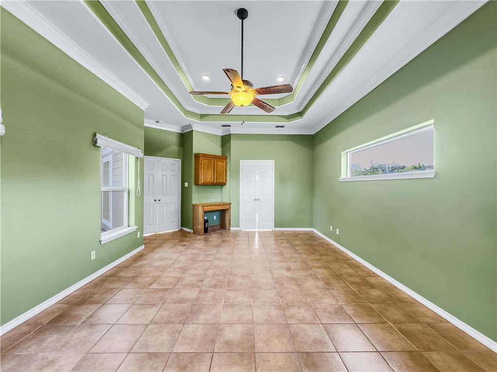 1034 Graham Property Photo 10