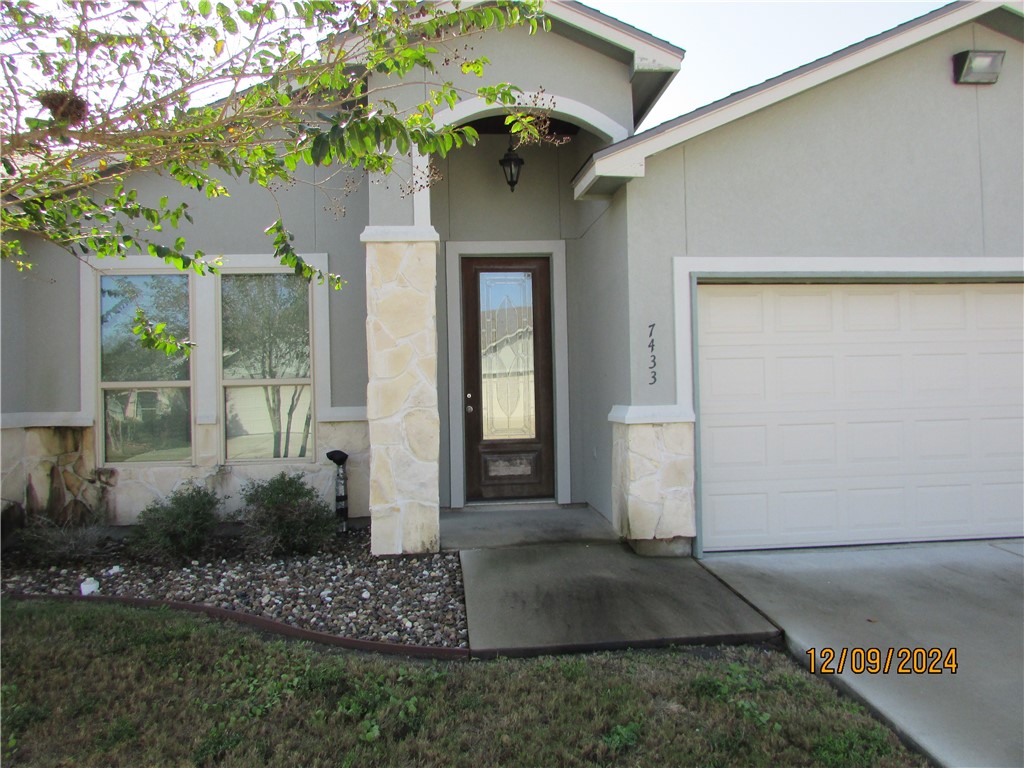 7433 San Remo Ct Property Photo 1