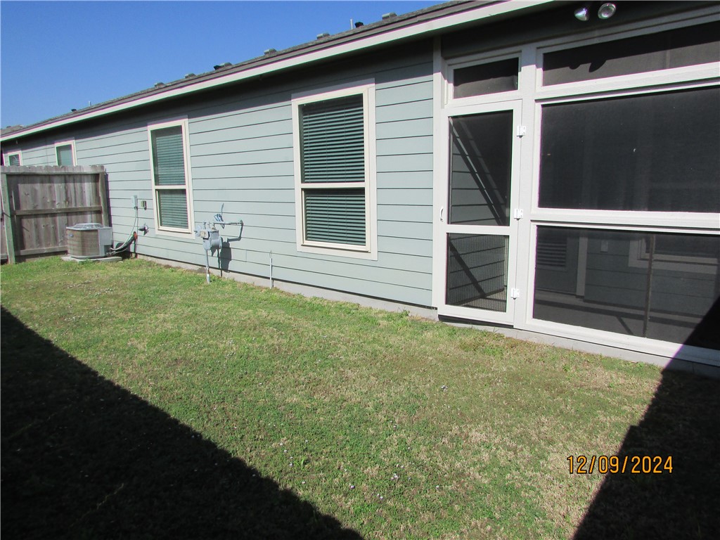 7433 San Remo Ct Property Photo 23