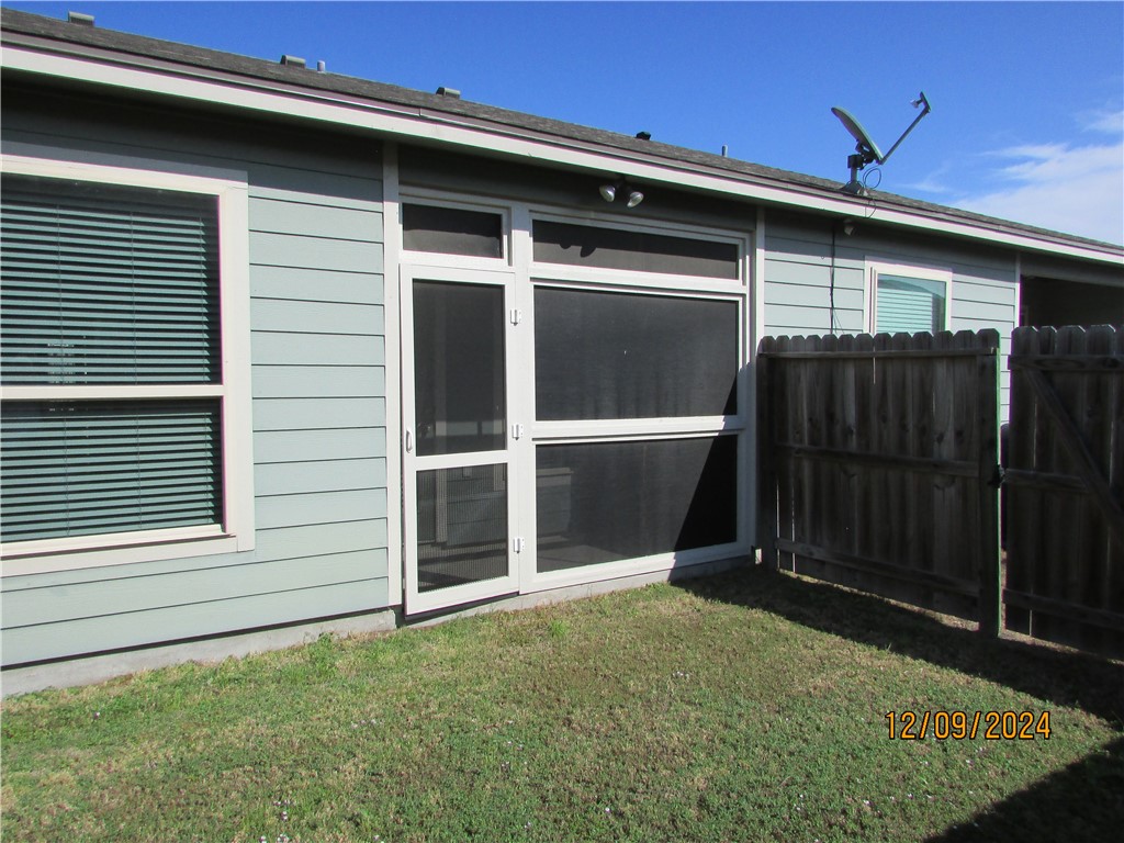 7433 San Remo Ct Property Photo 24