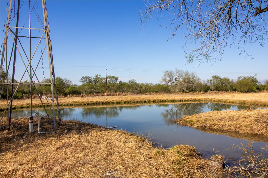 3838 Black Jack Property Photo 4