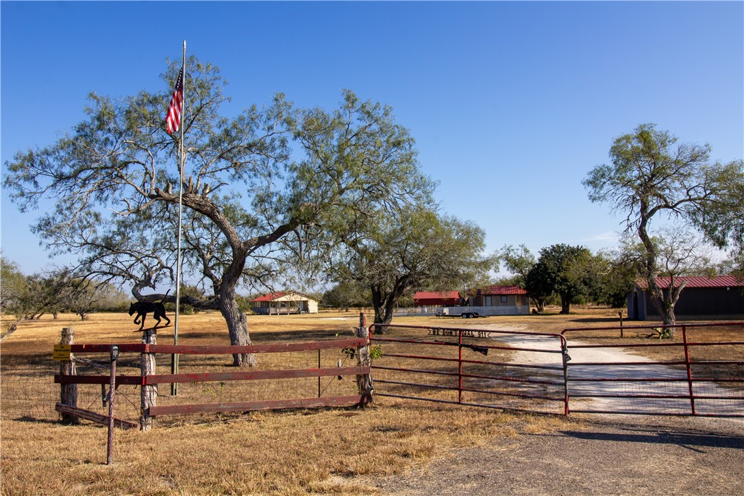 3838 Black Jack Property Photo 9