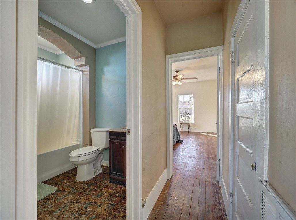 401 Harding St Property Photo 15