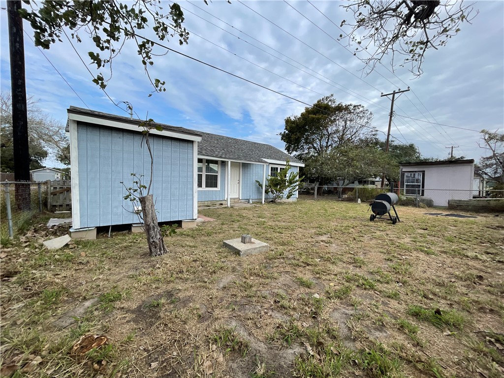 105 E Cornwall St Property Photo 11