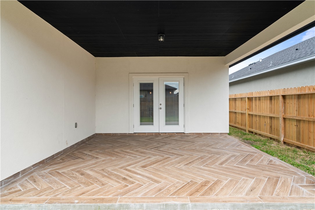 3918 Talbot Dr Property Photo 17