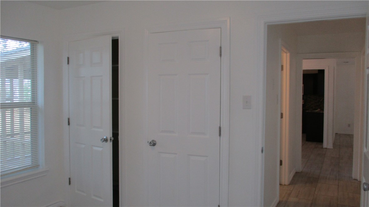 529 S Francis St Property Photo 9