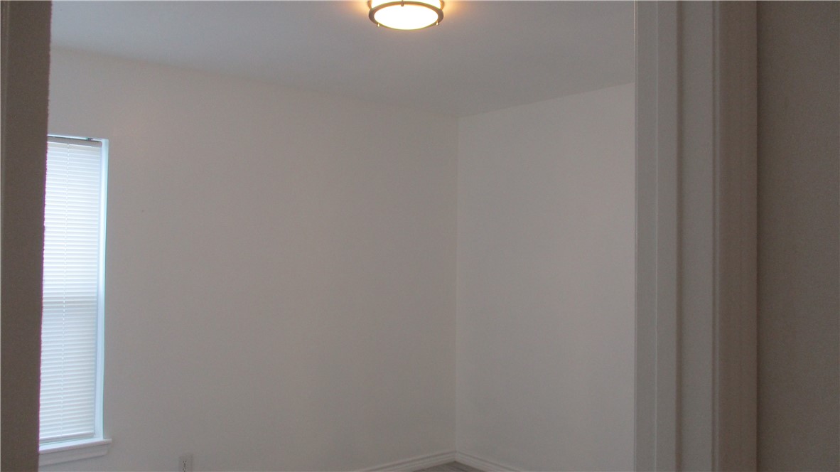 529 S Francis St Property Photo 13