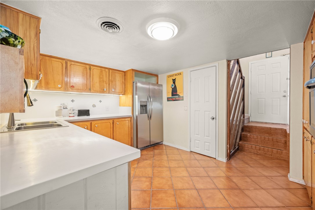 6845 Aswan Dr Property Photo 4
