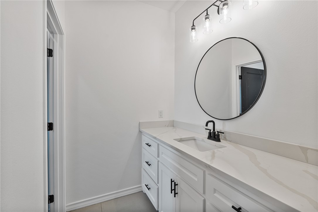 1366 Lion Heart Ct Property Photo 21