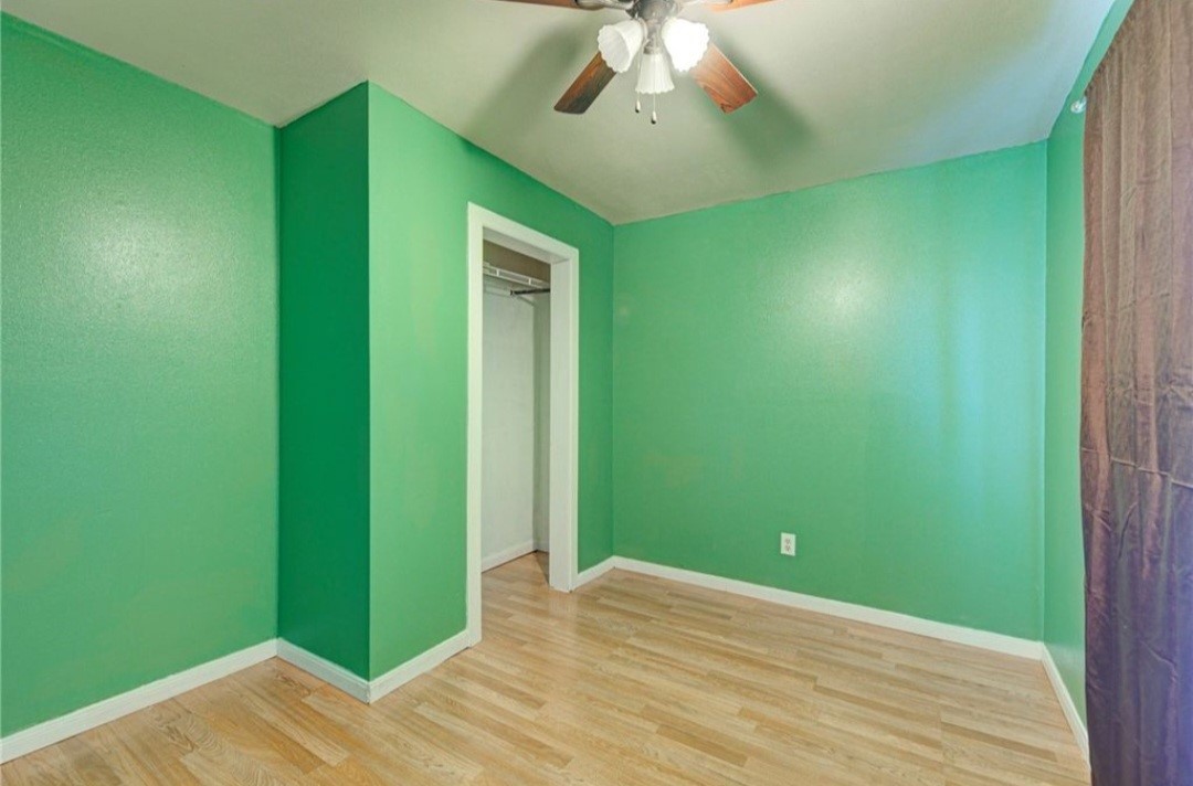 1721 Wallace Ave Property Photo 17