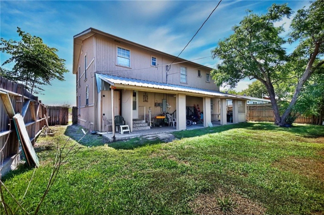 1721 Wallace Ave Property Photo 23
