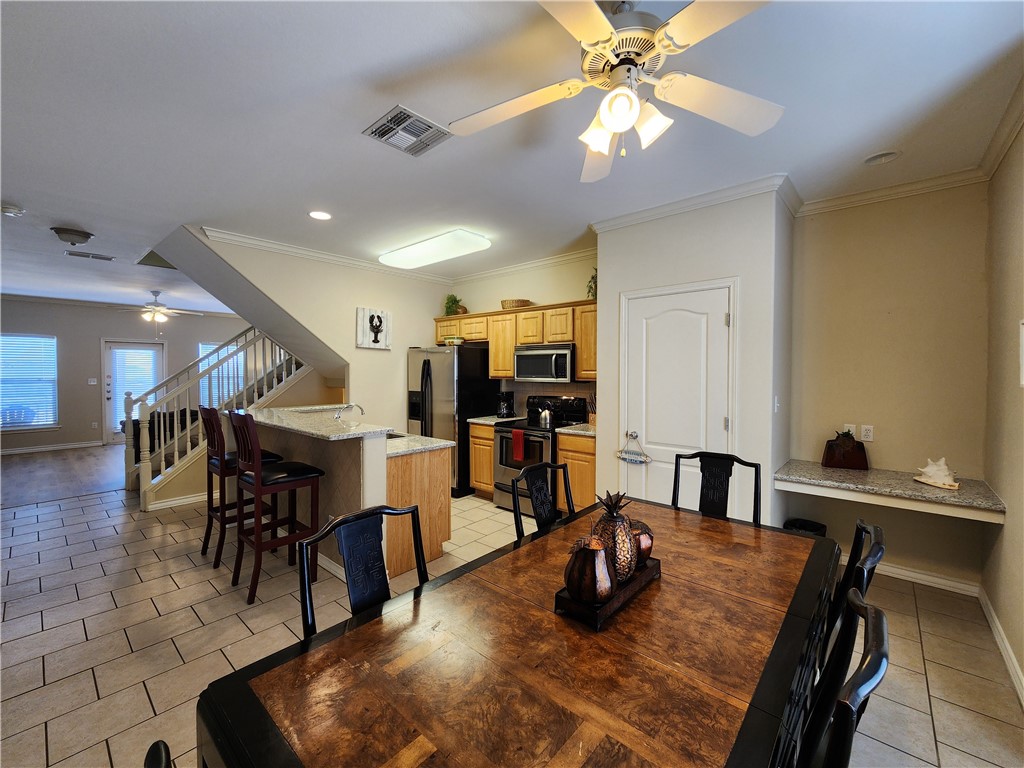 14202 Encantada Ave 403 Property Photo 5