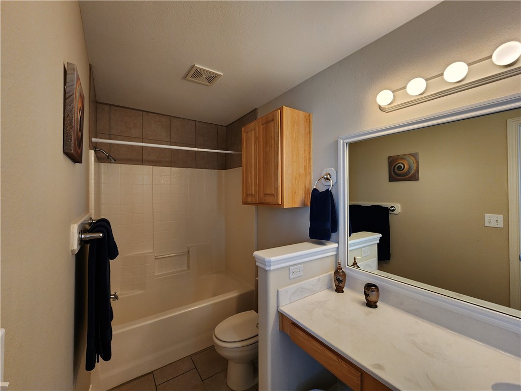14202 Encantada Ave 403 Property Photo 17