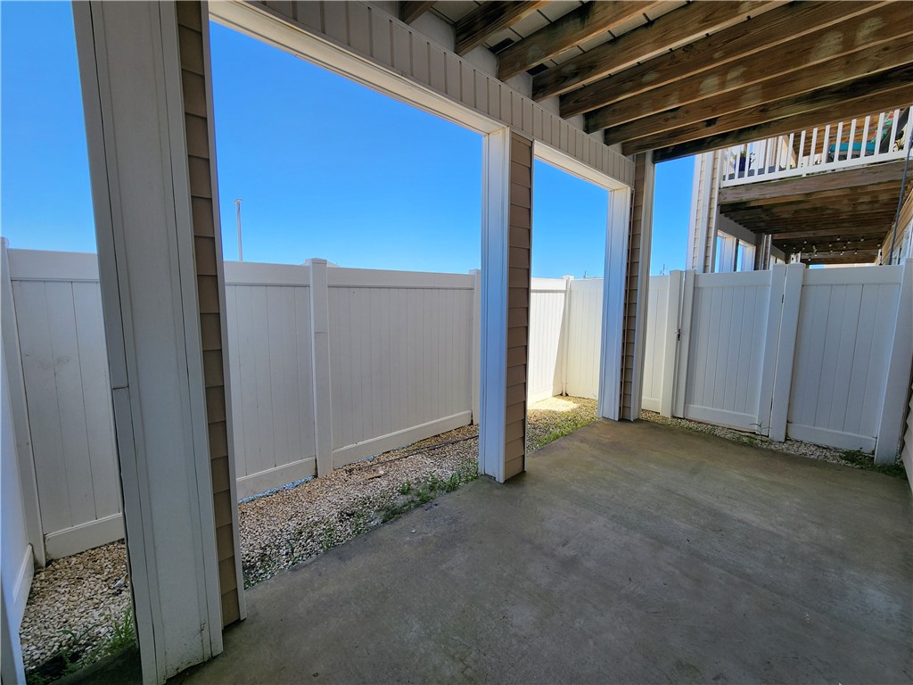14202 Encantada Ave 403 Property Photo 31