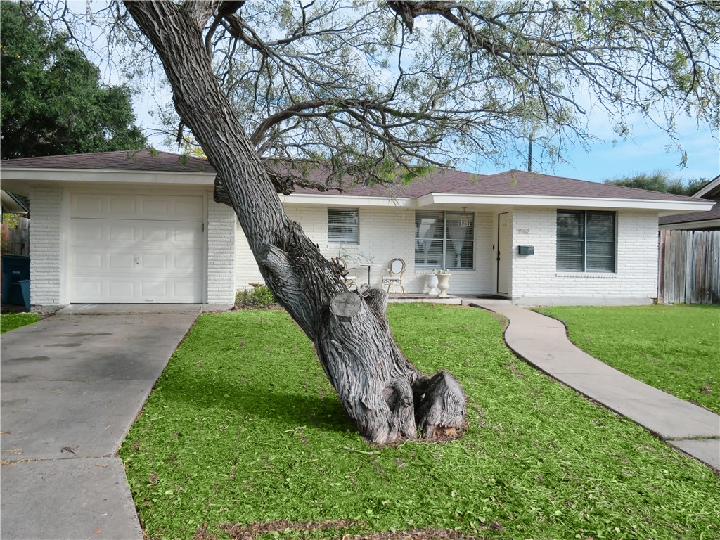 1502 Denver St Property Photo 22