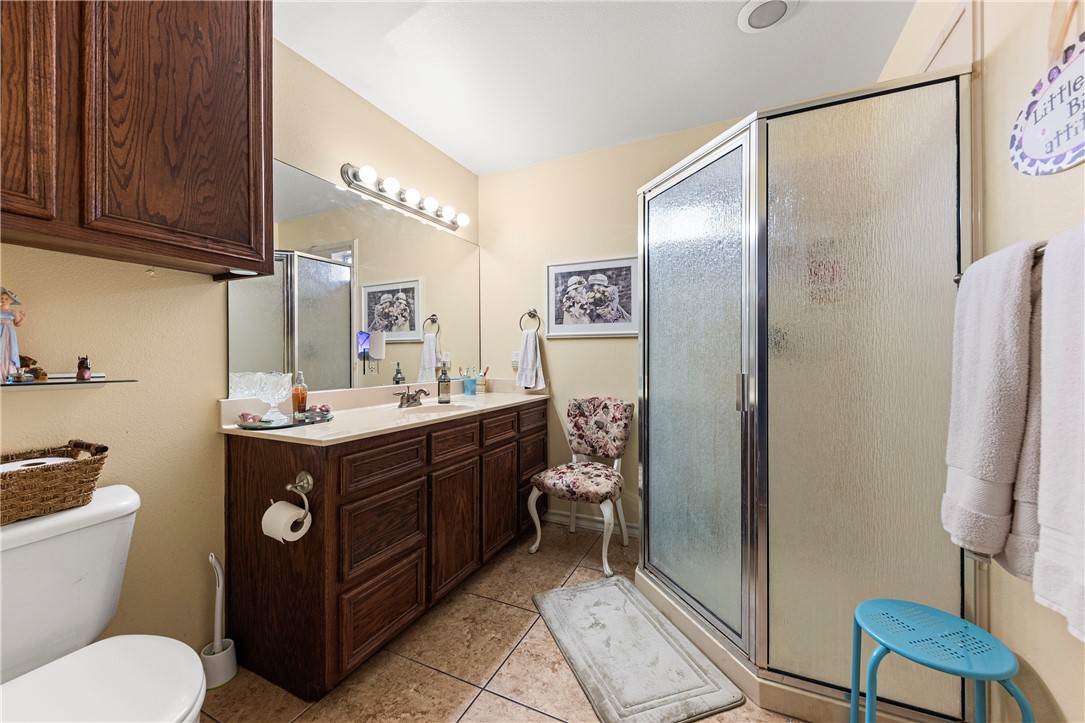 1725 Cliff Maus Dr Property Photo 25