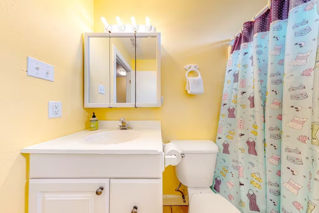 15010 Leeward Dr 4301 Property Photo 4