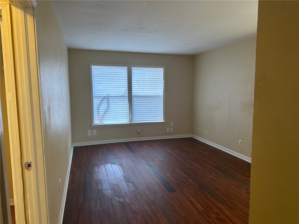 4805 Gabriel Dr Property Photo 2