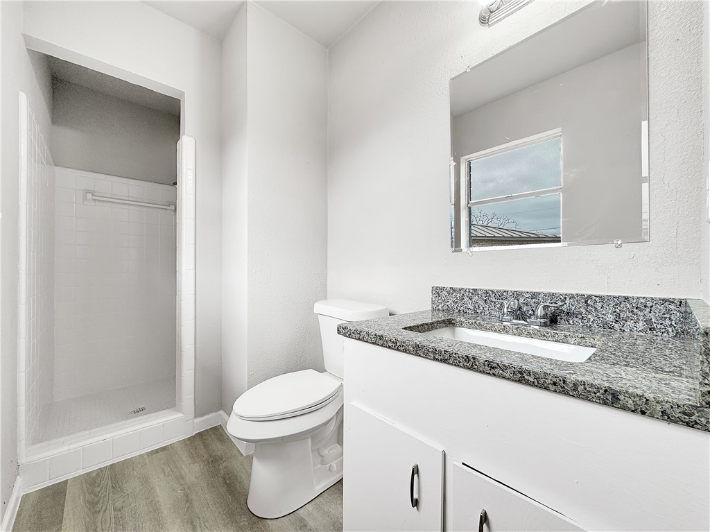 3153 Baybrook Dr Property Photo 6