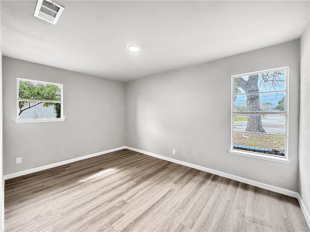 3153 Baybrook Dr Property Photo 13
