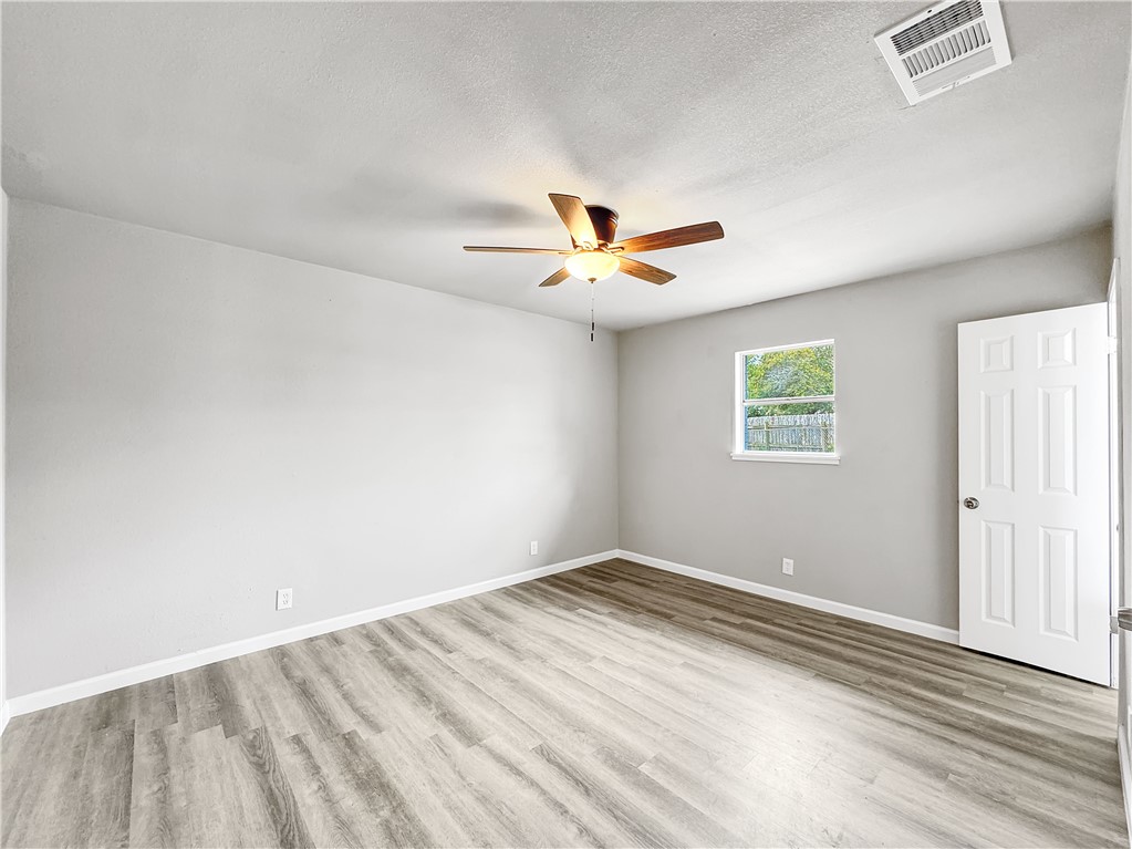 3153 Baybrook Dr Property Photo 16