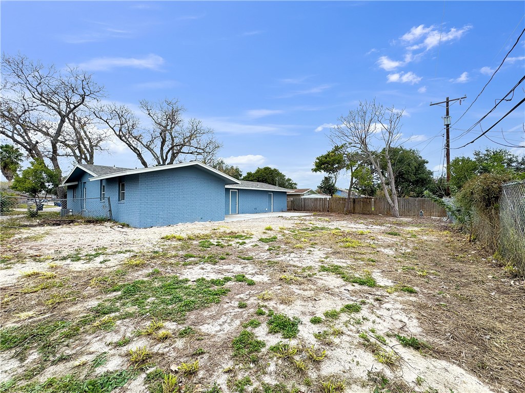 3153 Baybrook Dr Property Photo 20
