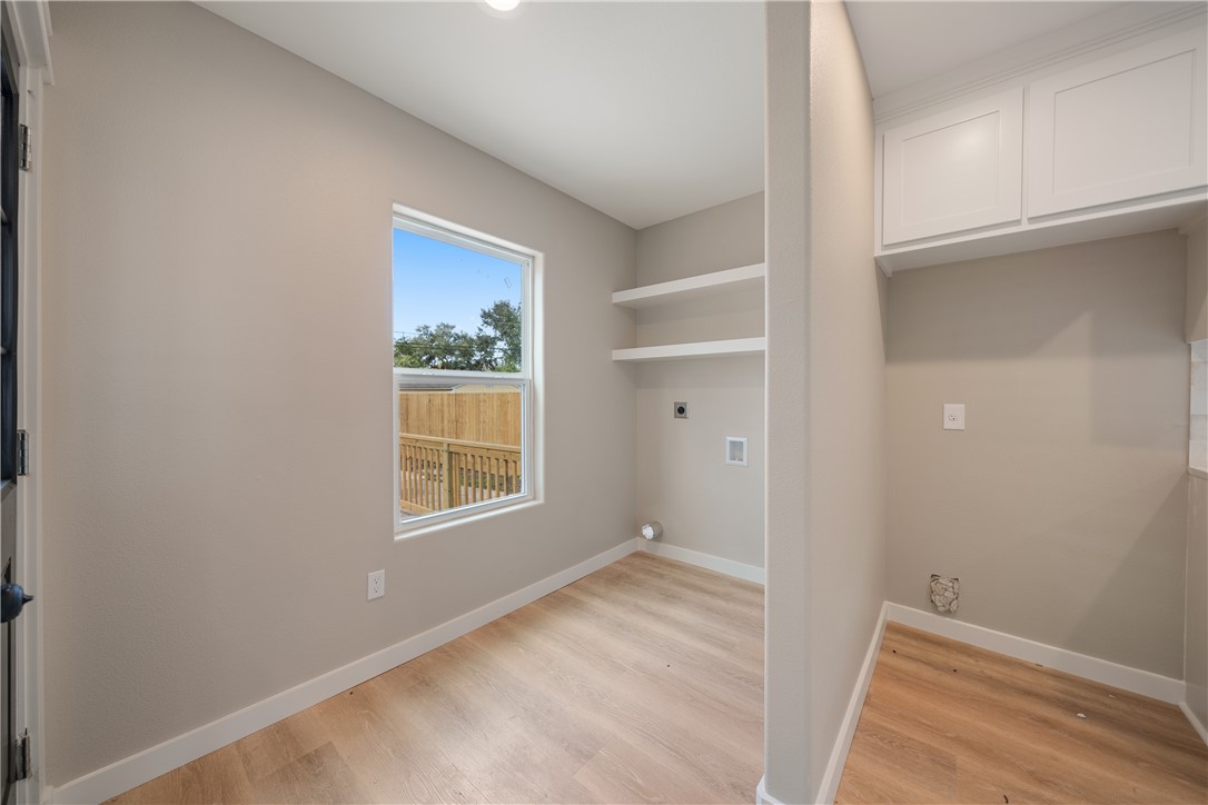 1233 Brentwood Dr Property Photo 18
