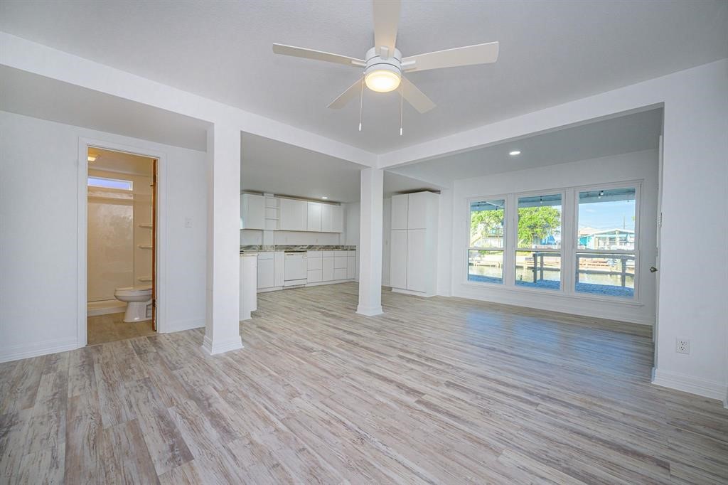 246 Starboard Ave Property Photo 16