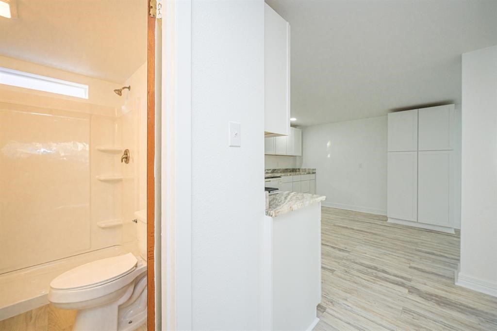 246 Starboard Ave Property Photo 17