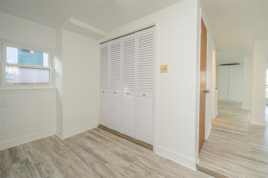 246 Starboard Ave Property Photo 24