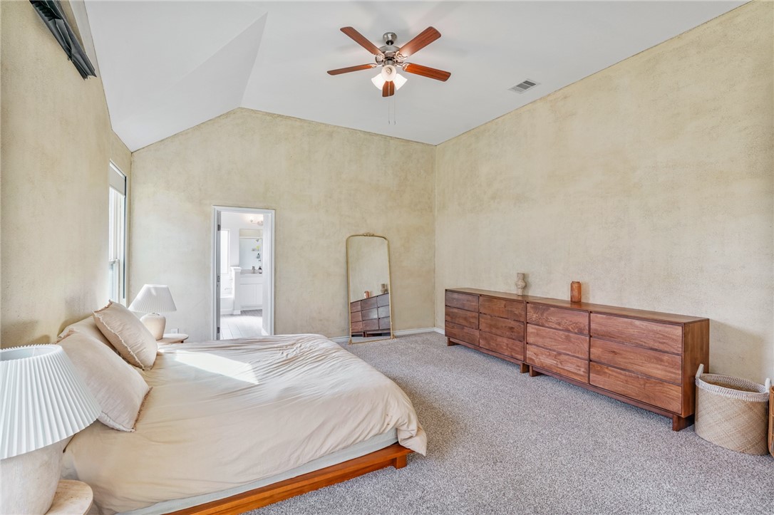 1353 London Towne Blvd Property Photo 15