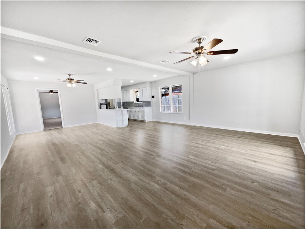 108 Daniel Moore St Property Photo 10