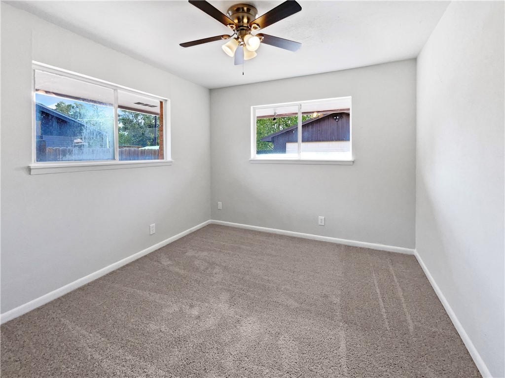 108 Daniel Moore St Property Photo 19