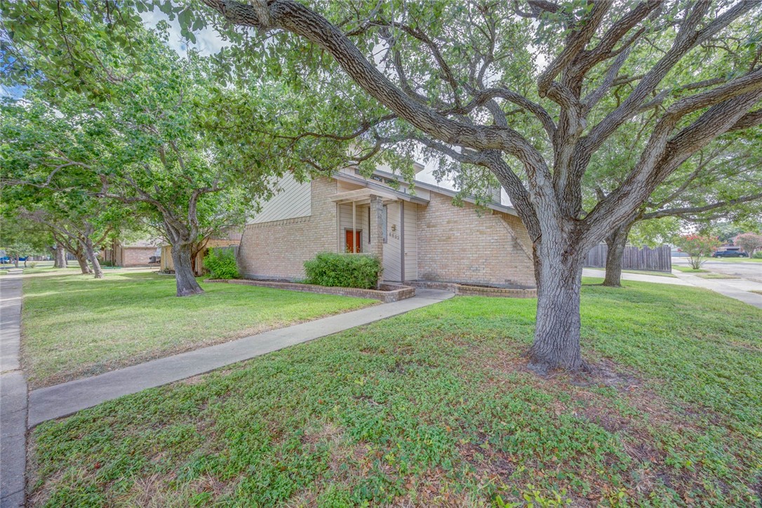 6602 Hunt Dr Property Photo 1