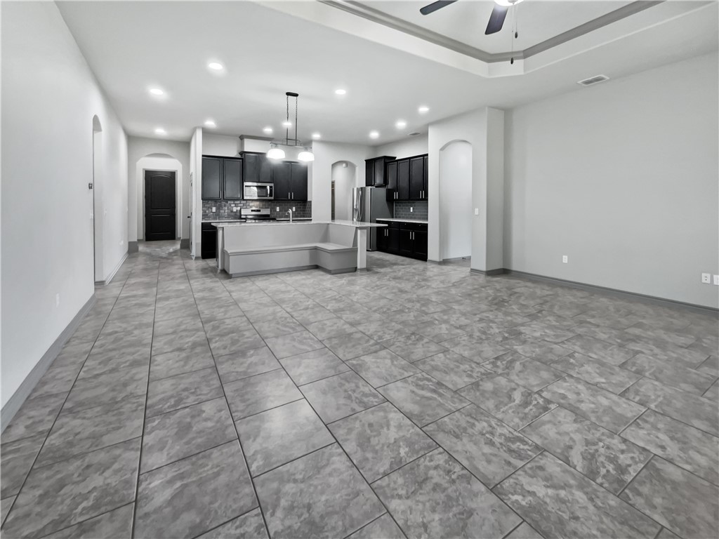2105 Aquila St Property Photo 2