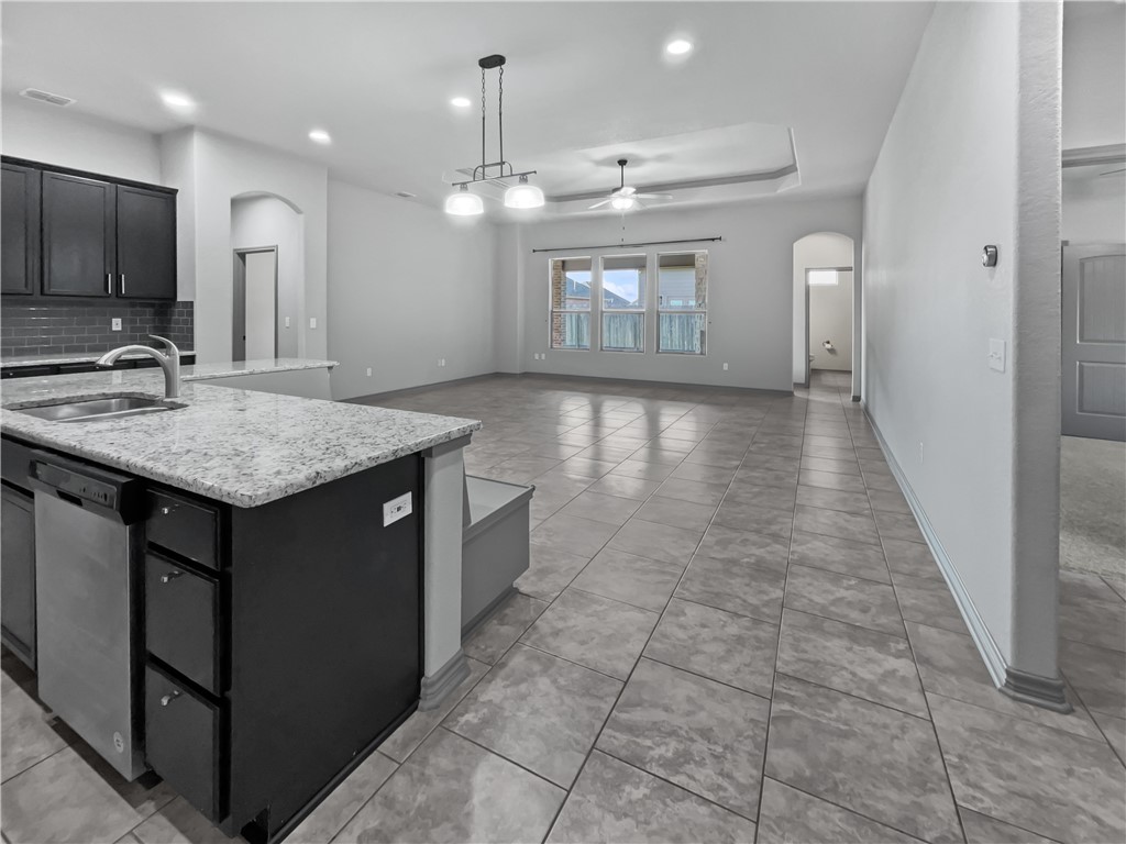 2105 Aquila St Property Photo 12