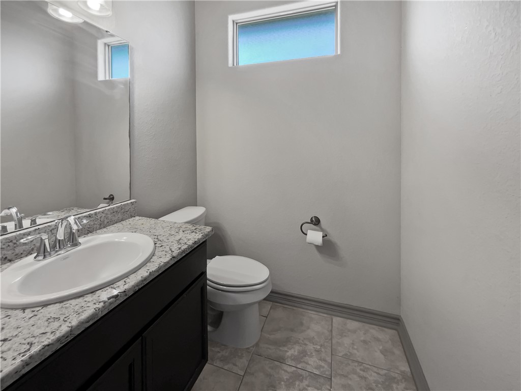 2105 Aquila St Property Photo 16