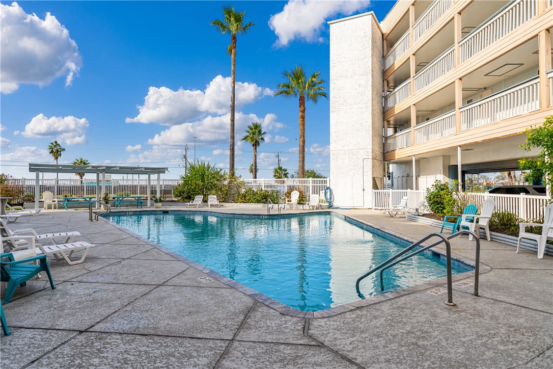 3938 Surfside Blvd 3237 Property Photo 1