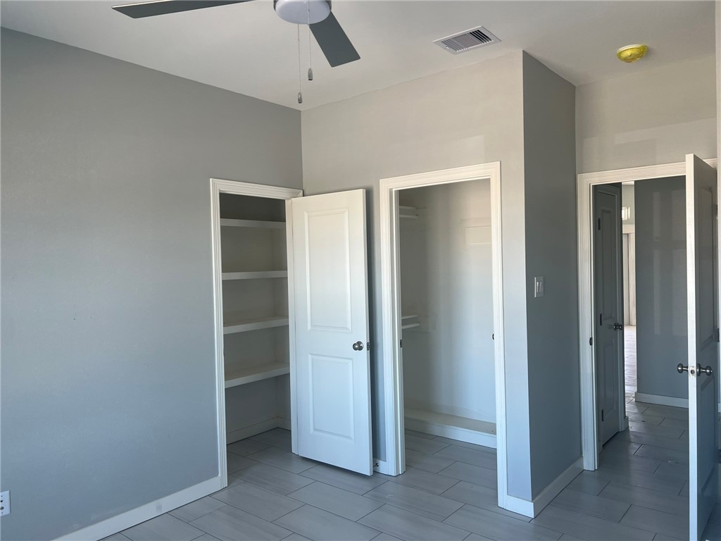 6865 La Salle Dr Property Photo 15