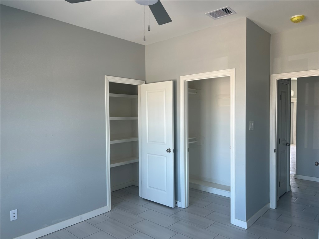 6865 La Salle Dr Property Photo 16