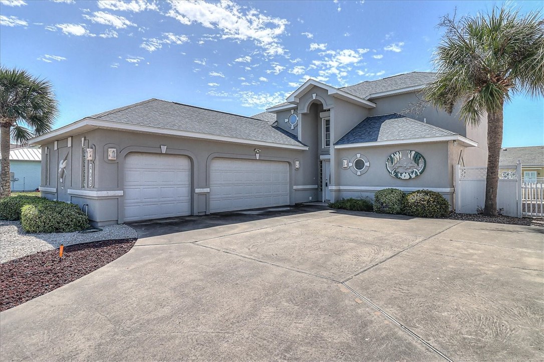 435 Mustang Blvd Property Photo 1