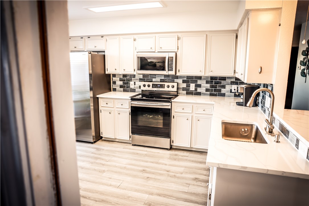 14241 Ambrosia St Property Photo 4