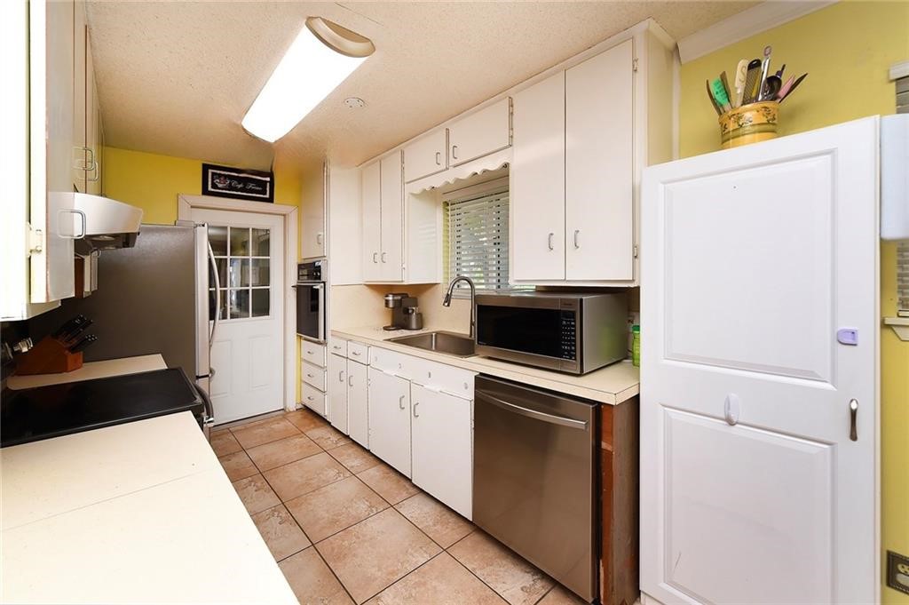 1338 Meadowlane Dr Property Photo 6