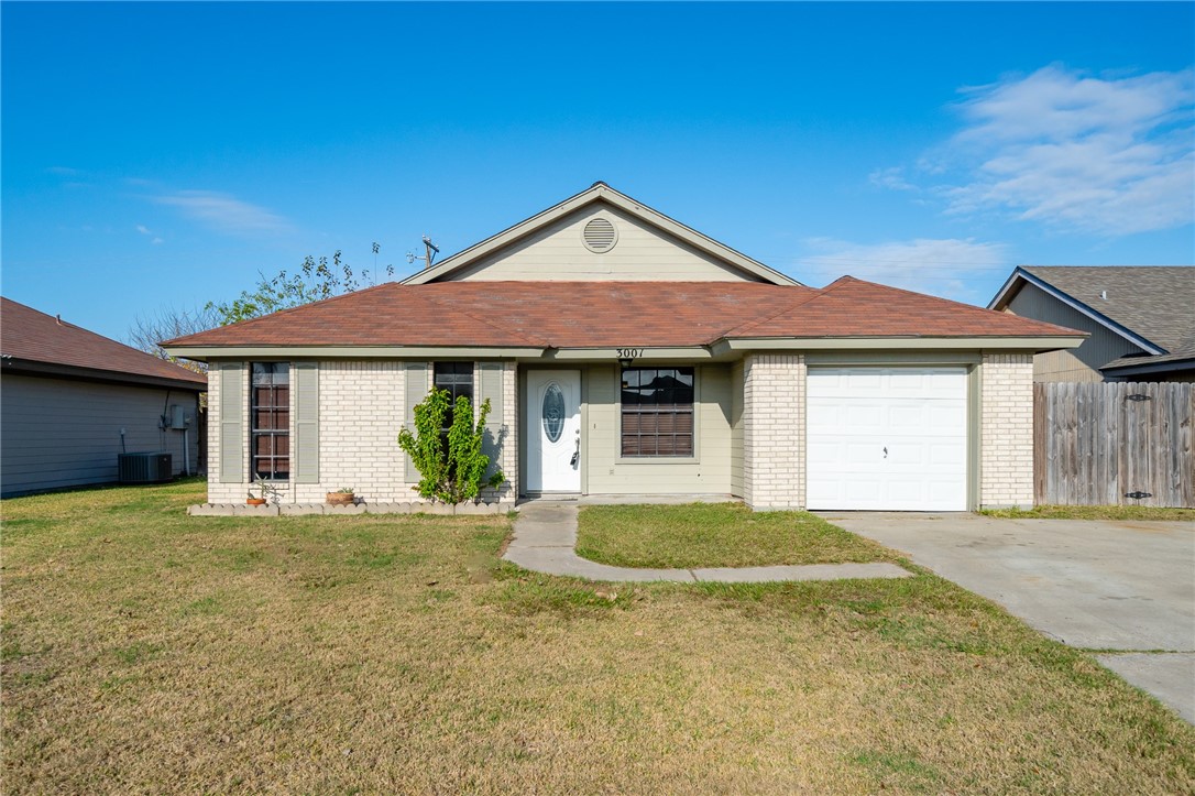 3001 Westlake Dr Property Photo 1