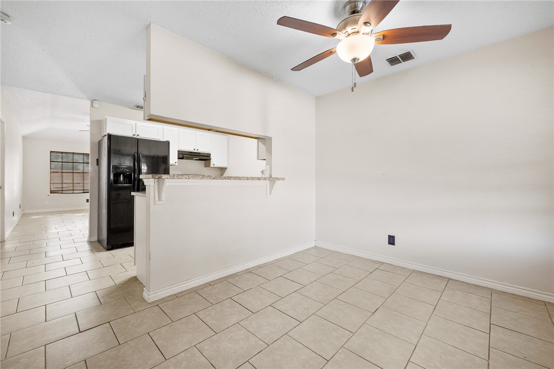 3001 Westlake Dr Property Photo 13