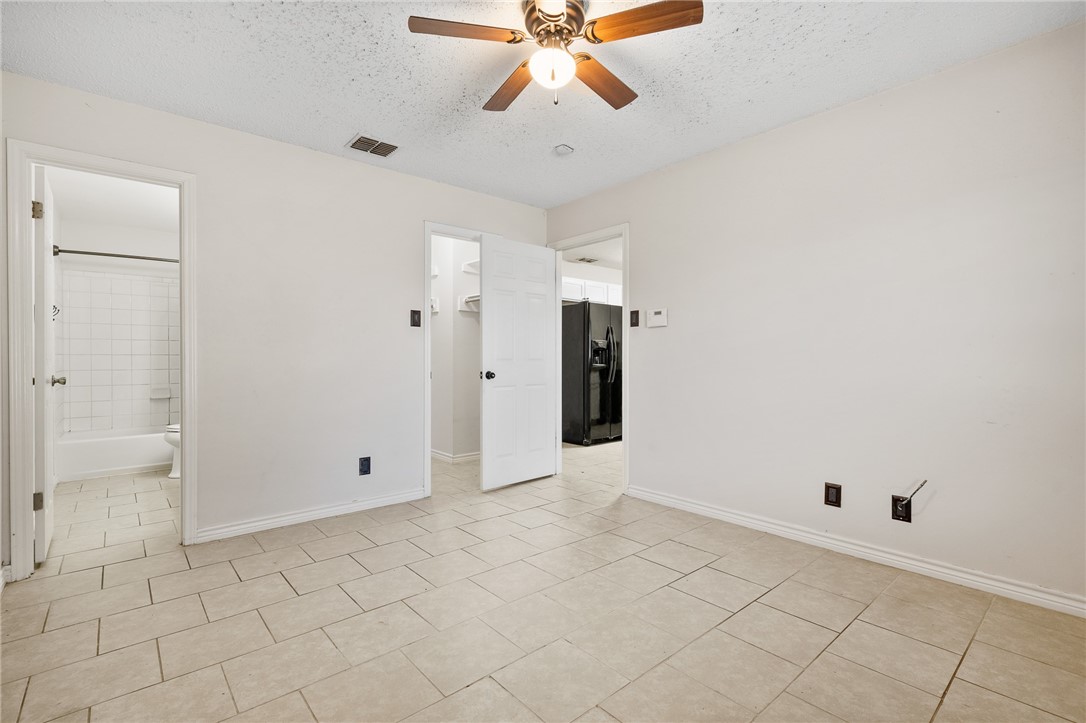 3001 Westlake Dr Property Photo 15