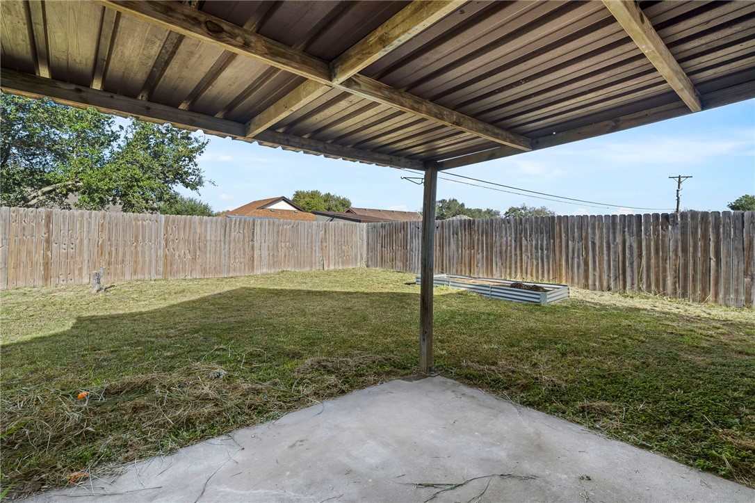 3001 Westlake Dr Property Photo 24