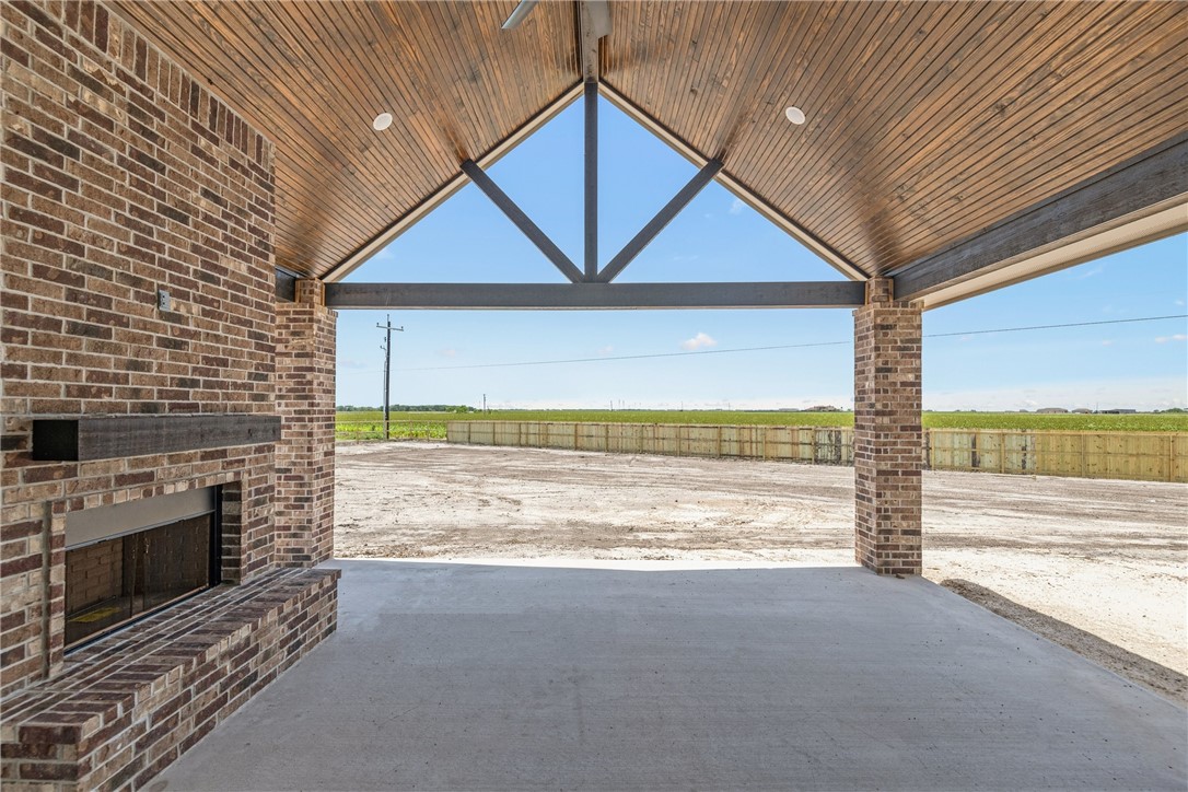 1525 Fenner Ranch Dr Property Photo 23