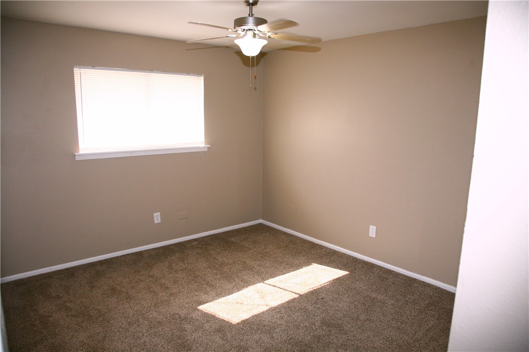 4517 Acushnet Dr Property Photo 12