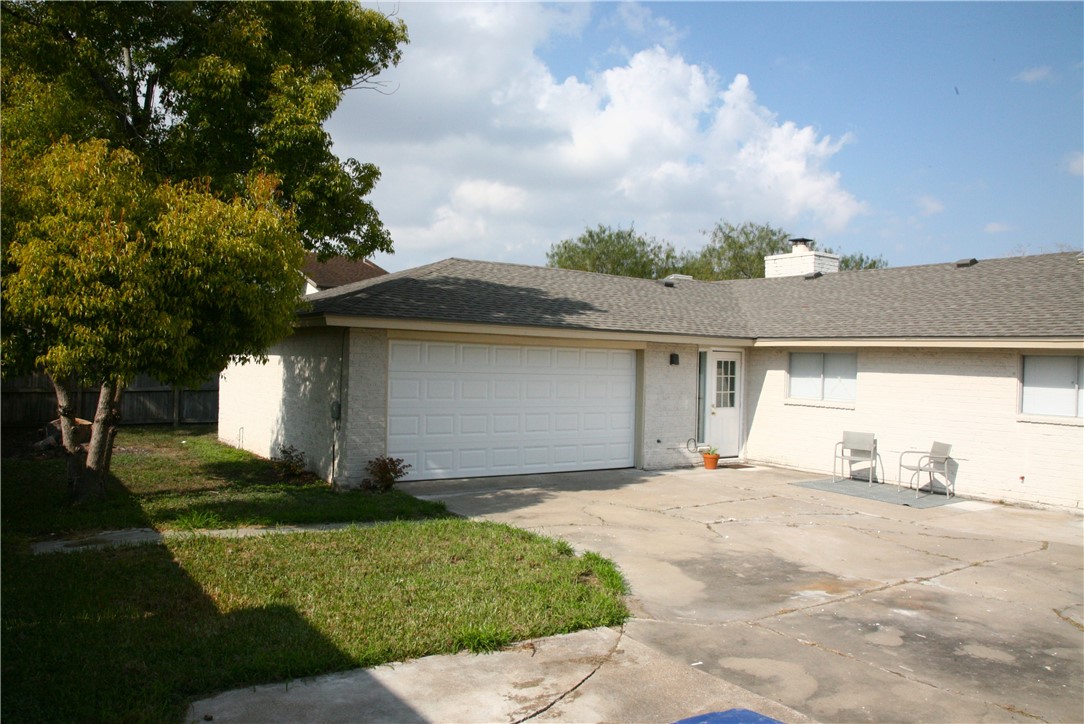 4517 Acushnet Dr Property Photo 15